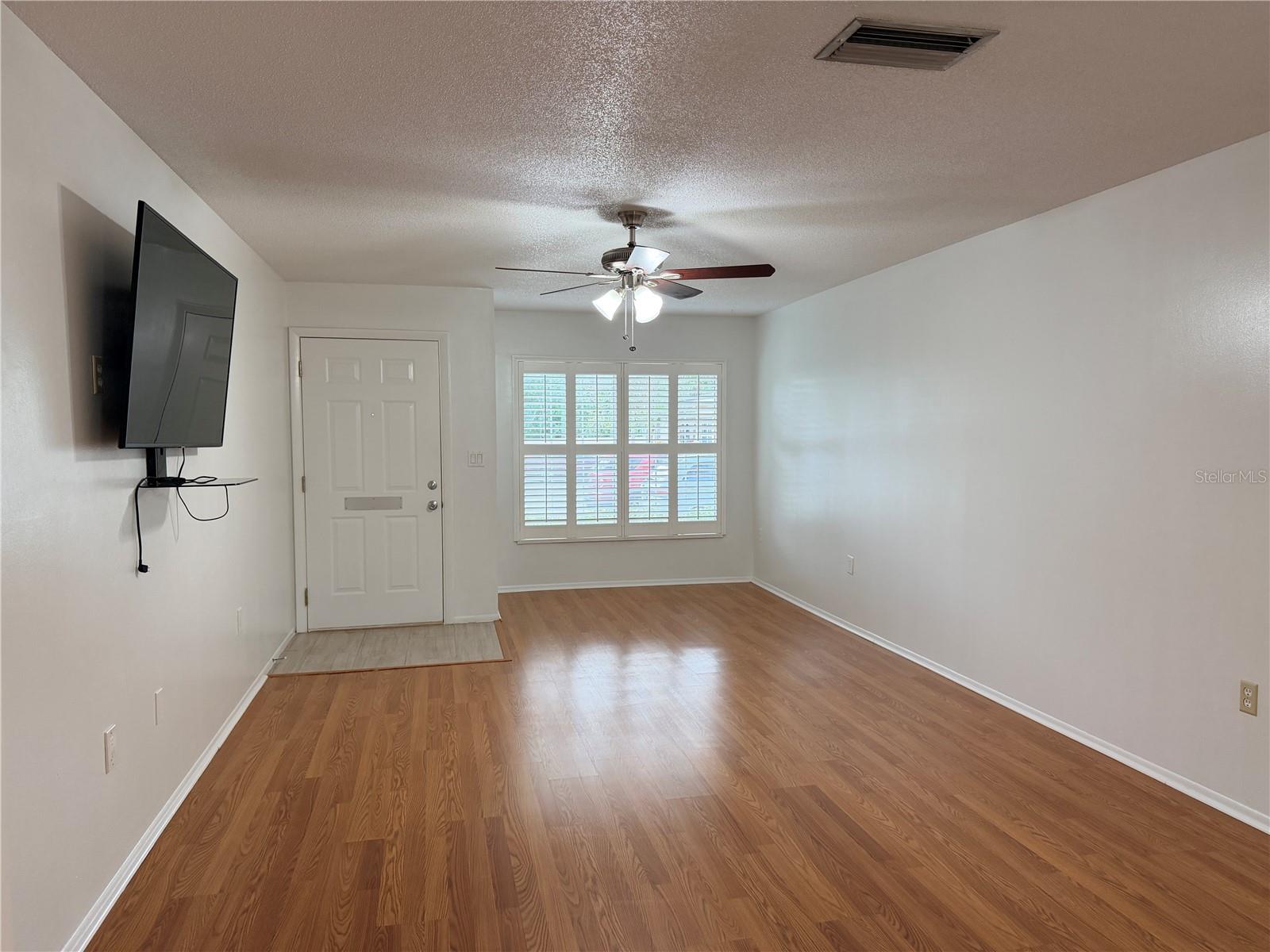 540 CASCADE CIR #104, CASSELBERRY, FL, 32707