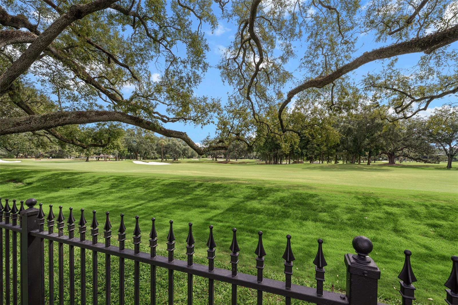 TB8430984 Property Photo