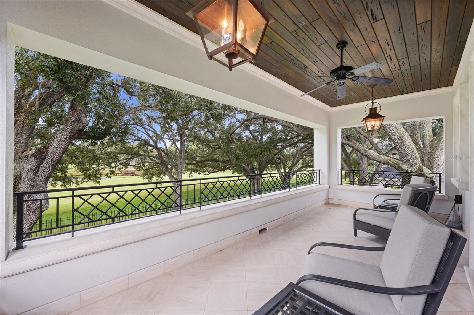 TB8430984 Property Photo