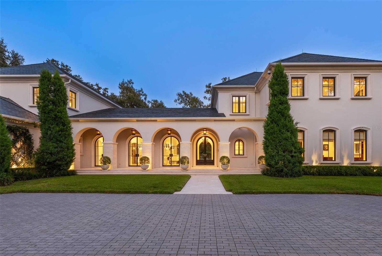 TB8430984 Property Photo