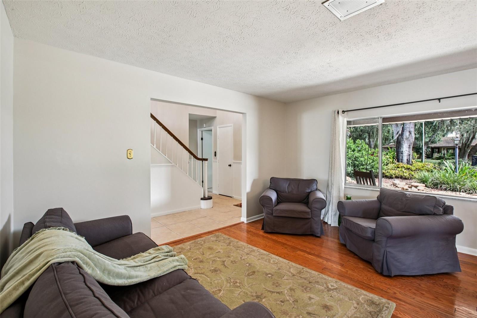 19254 BLOUNT RD, LUTZ, FL, 33558