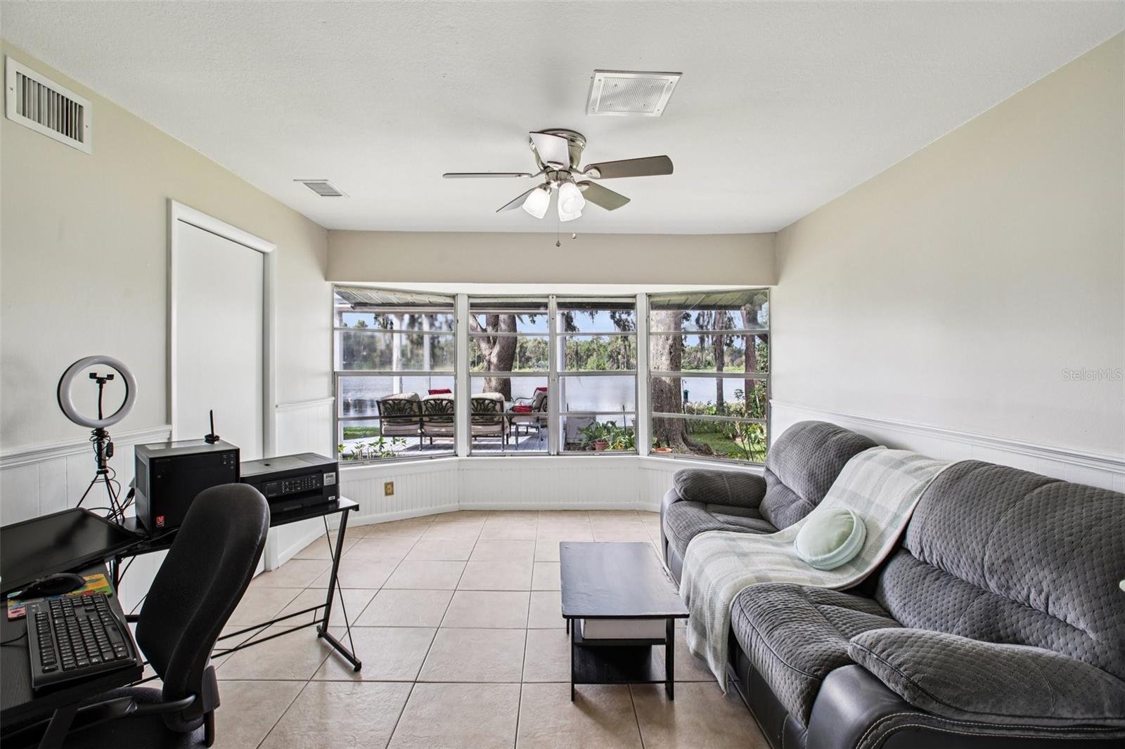 19254 BLOUNT RD, LUTZ, FL, 33558