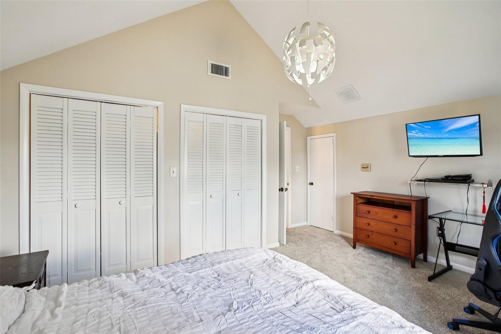 19254 BLOUNT RD, LUTZ, FL, 33558