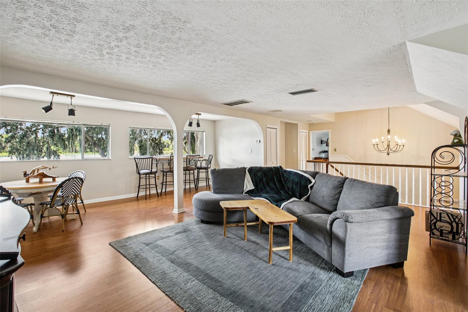 19254 BLOUNT RD, LUTZ, FL, 33558