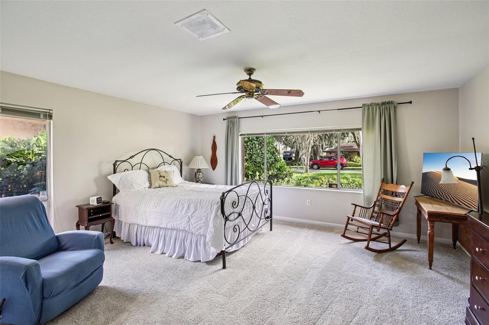 19254 BLOUNT RD, LUTZ, FL, 33558