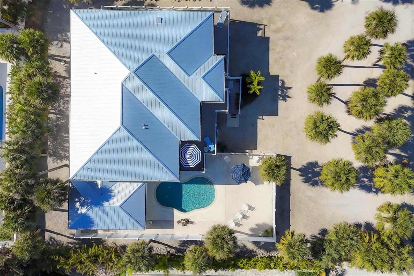 D6143946 Property Photo