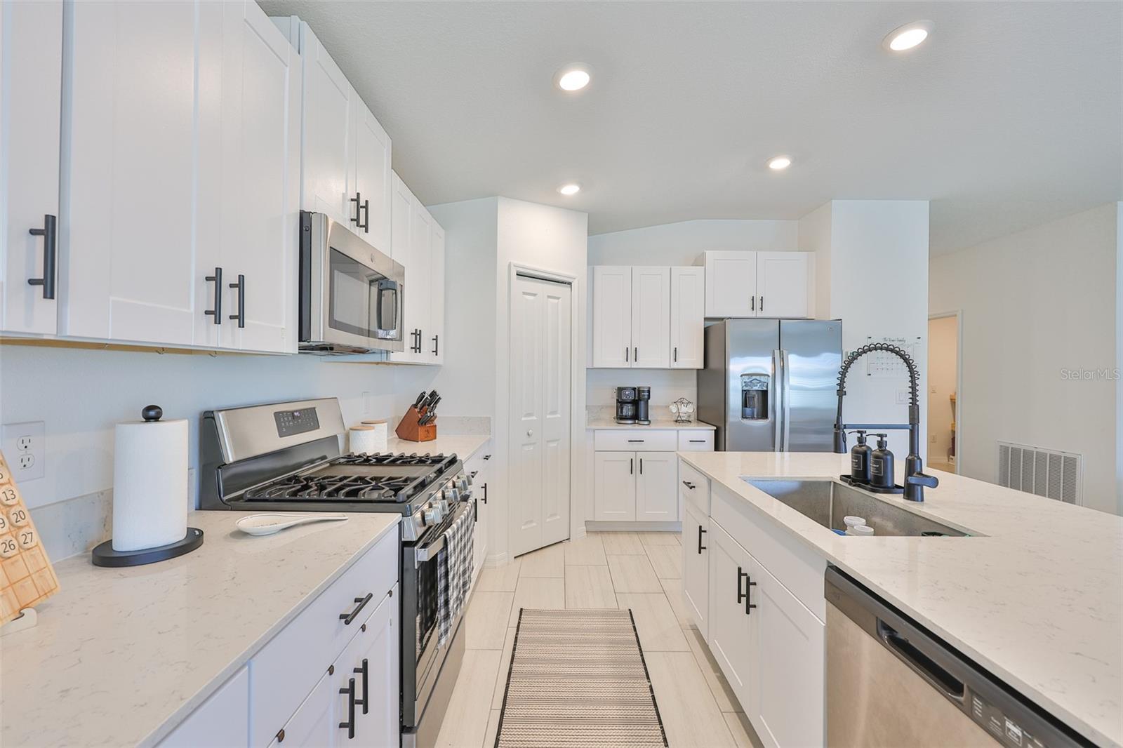 35069 BRACKETT BND, ZEPHYRHILLS, FL, 33541