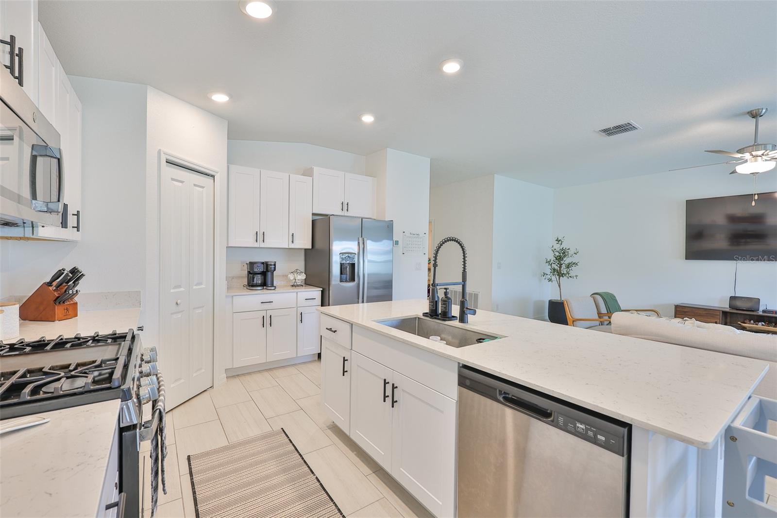 35069 BRACKETT BND, ZEPHYRHILLS, FL, 33541