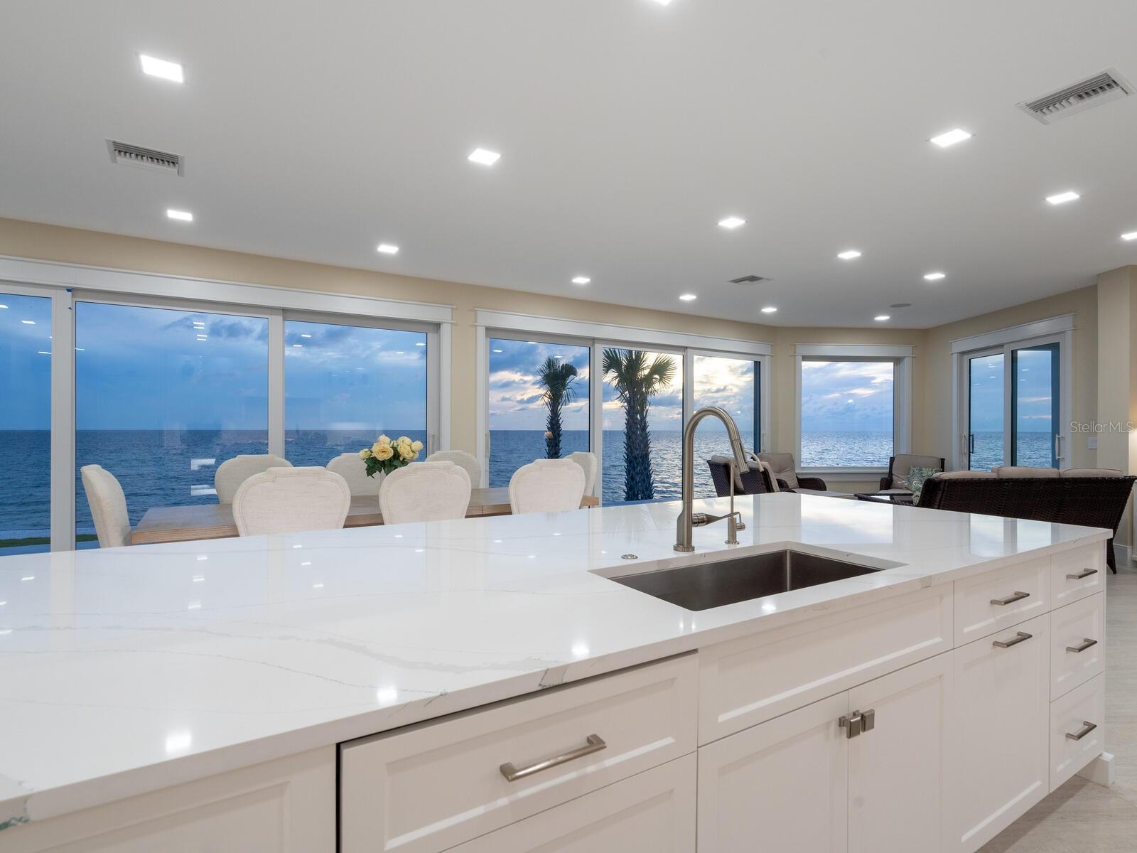 A4666136 Property Photo