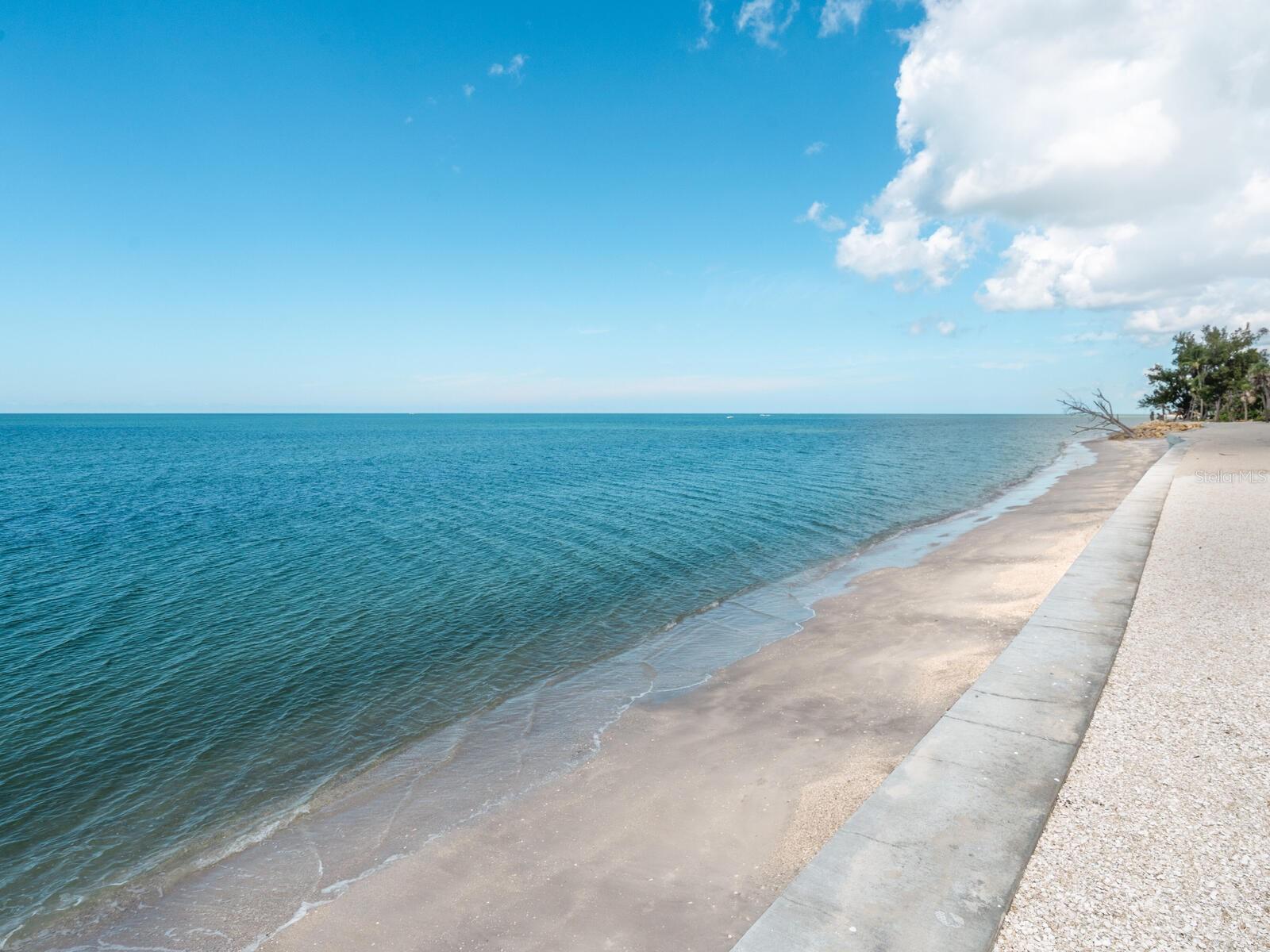 A4666136 Property Photo