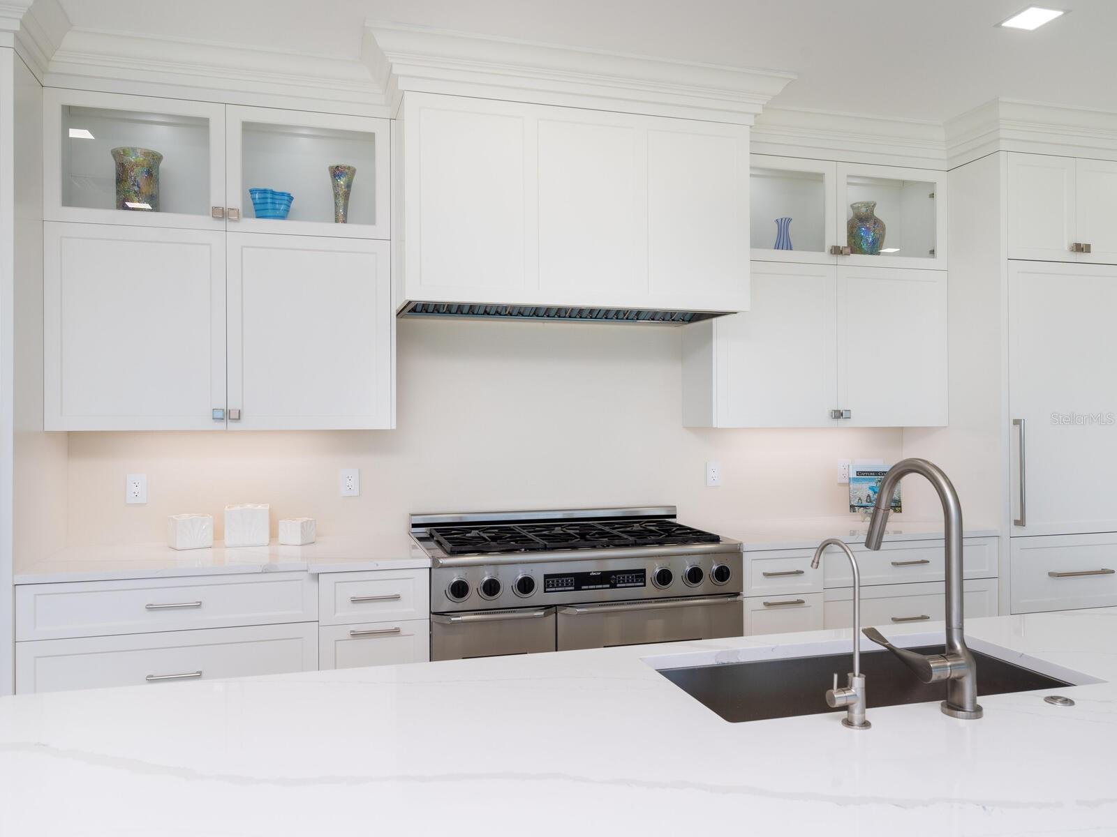 A4666136 Property Photo