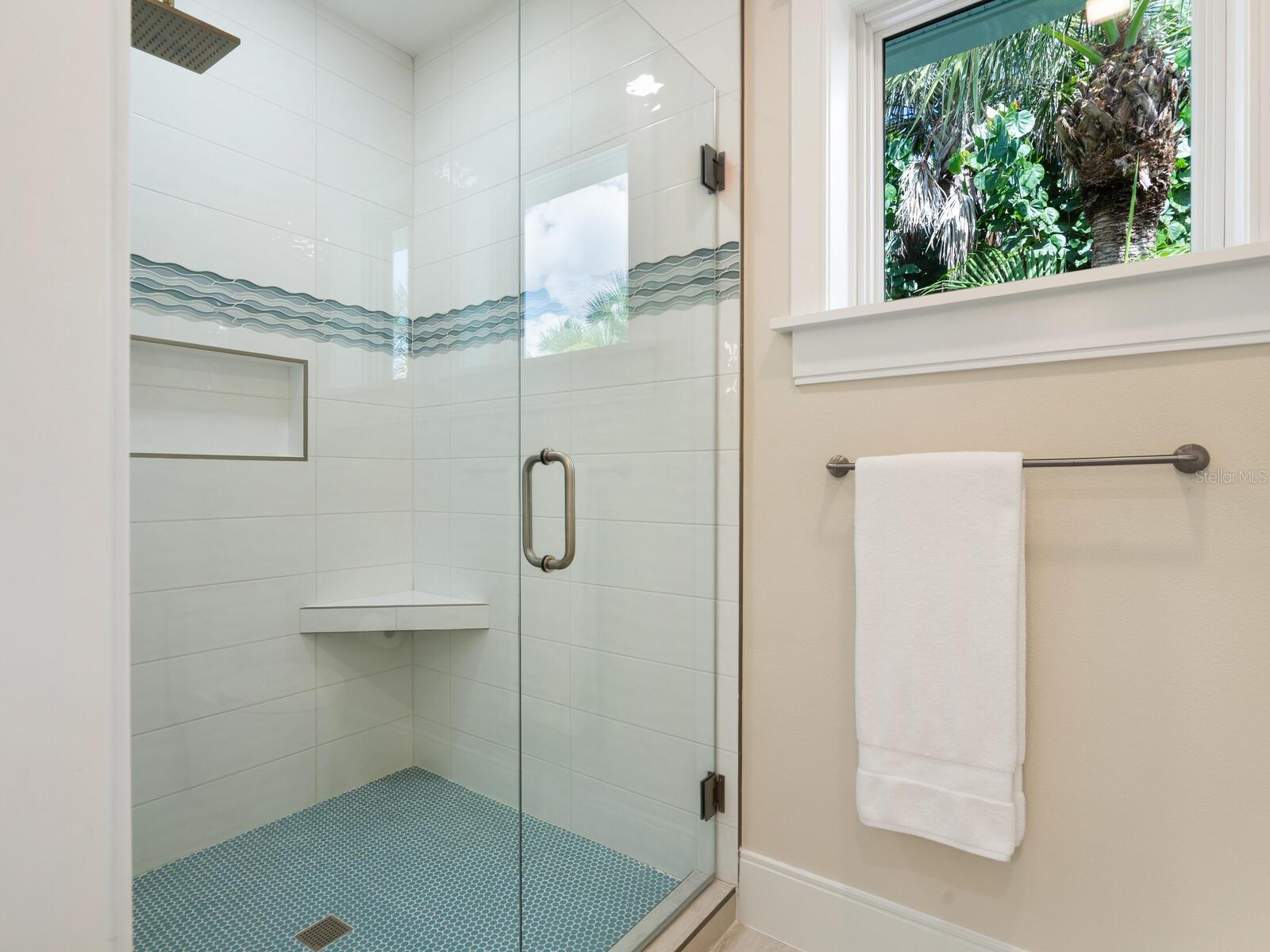 A4666136 Property Photo