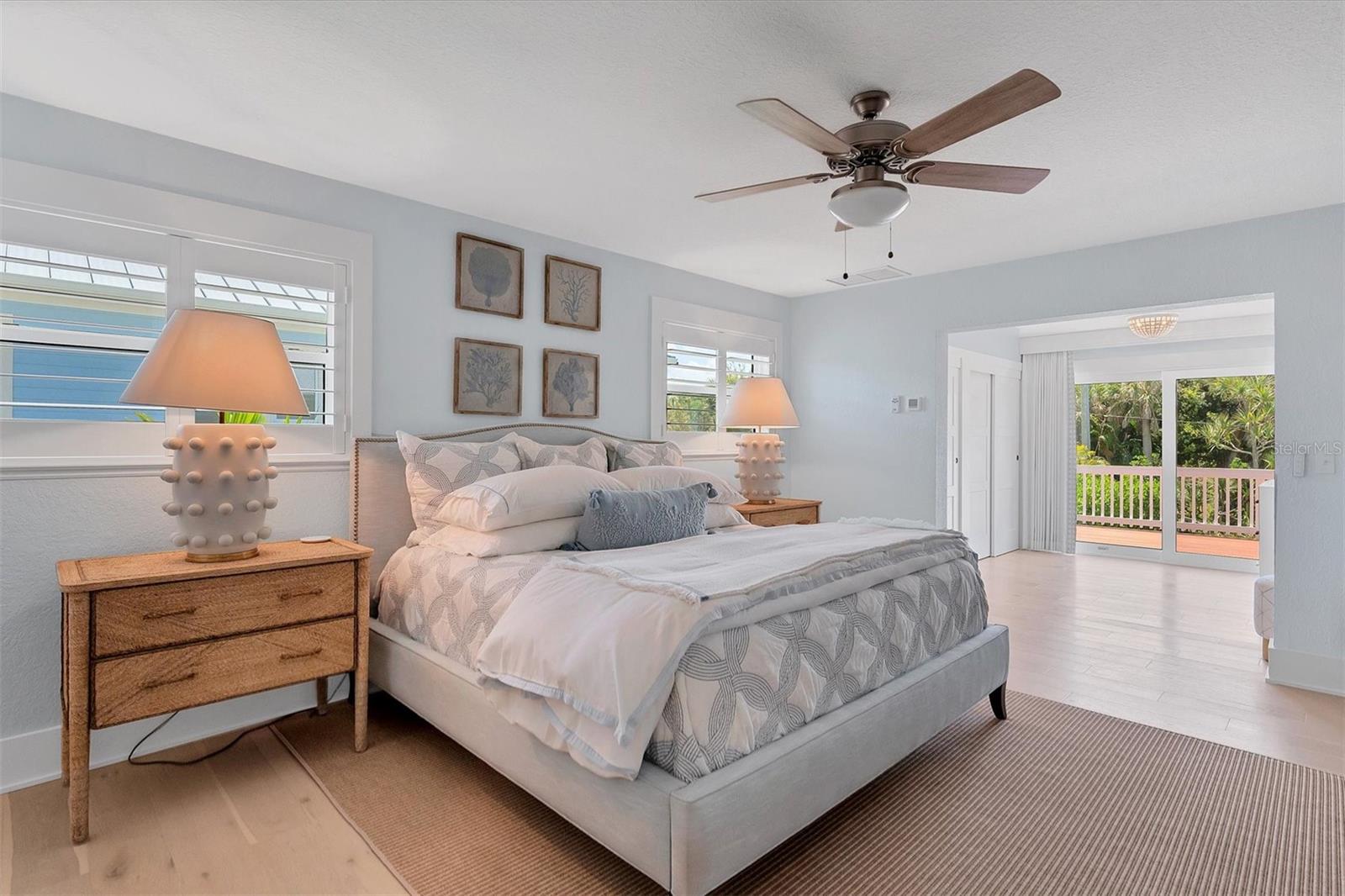 D6143949 Property Photo