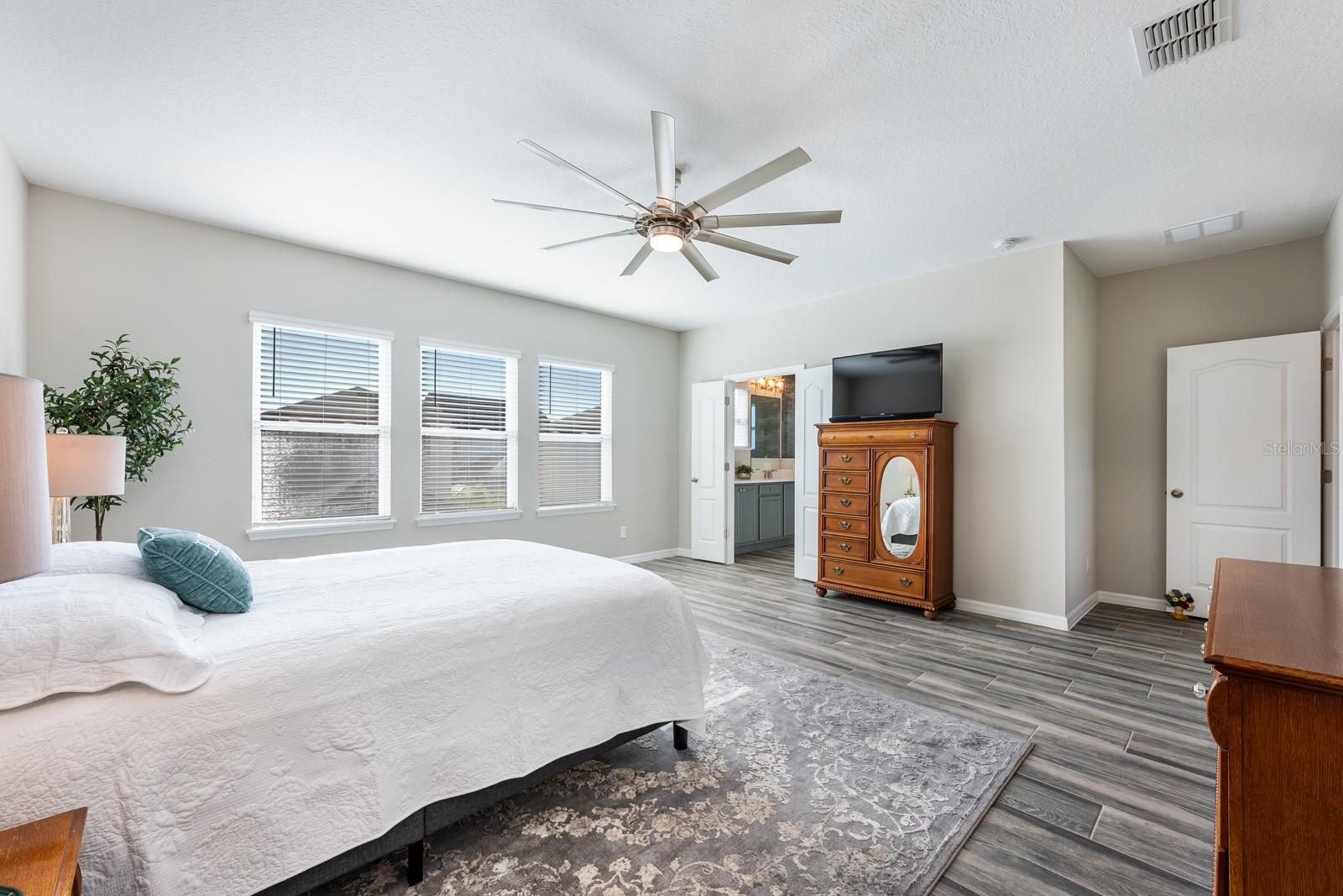 8282 NEMOURS PKWY, ORLANDO, FL, 32827