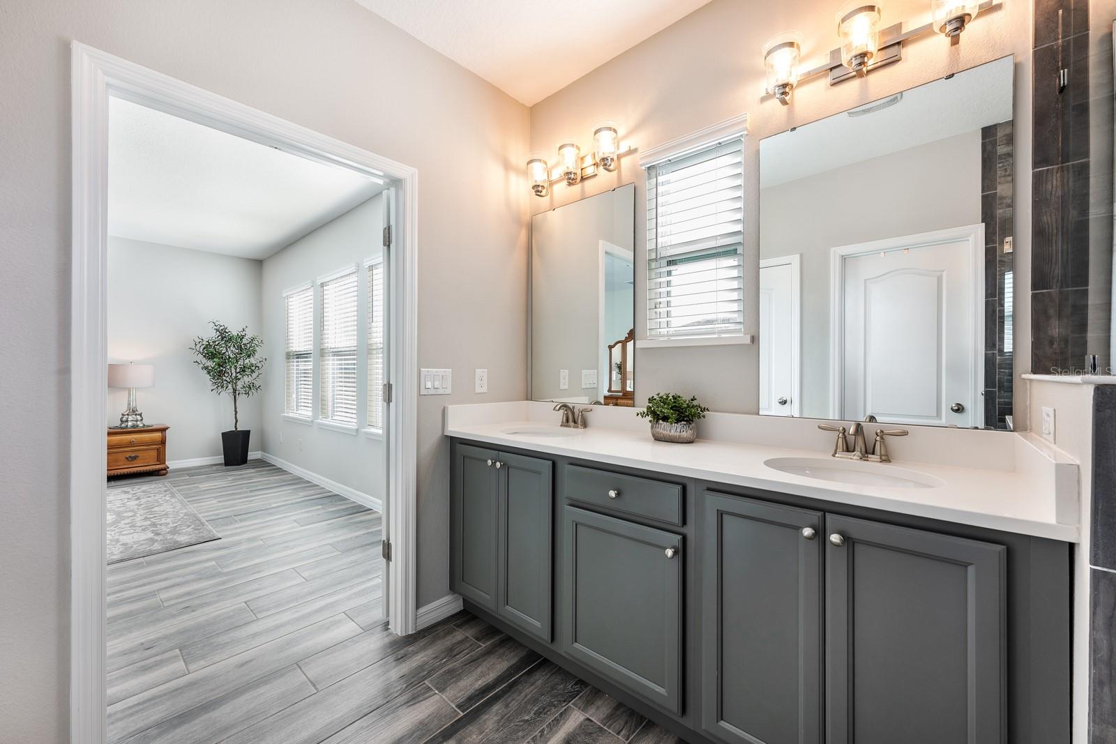 8282 NEMOURS PKWY, ORLANDO, FL, 32827