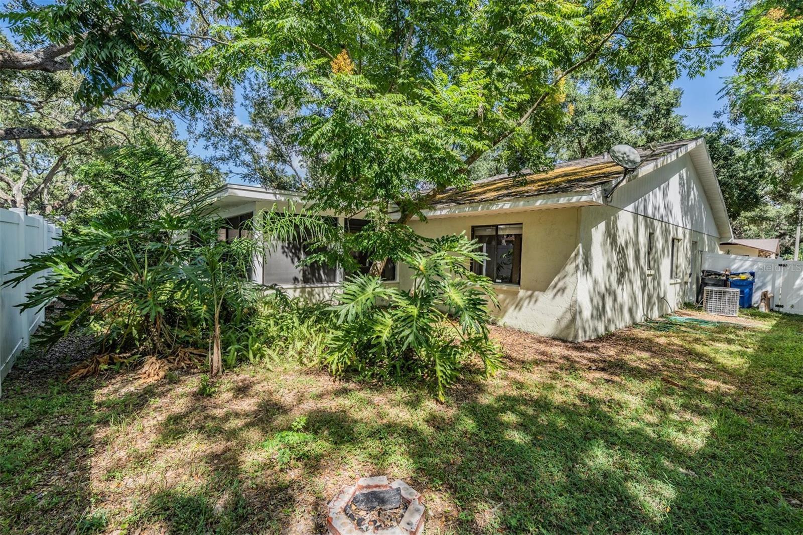 2326 FORREST CREST CIR, LUTZ, FL, 33549