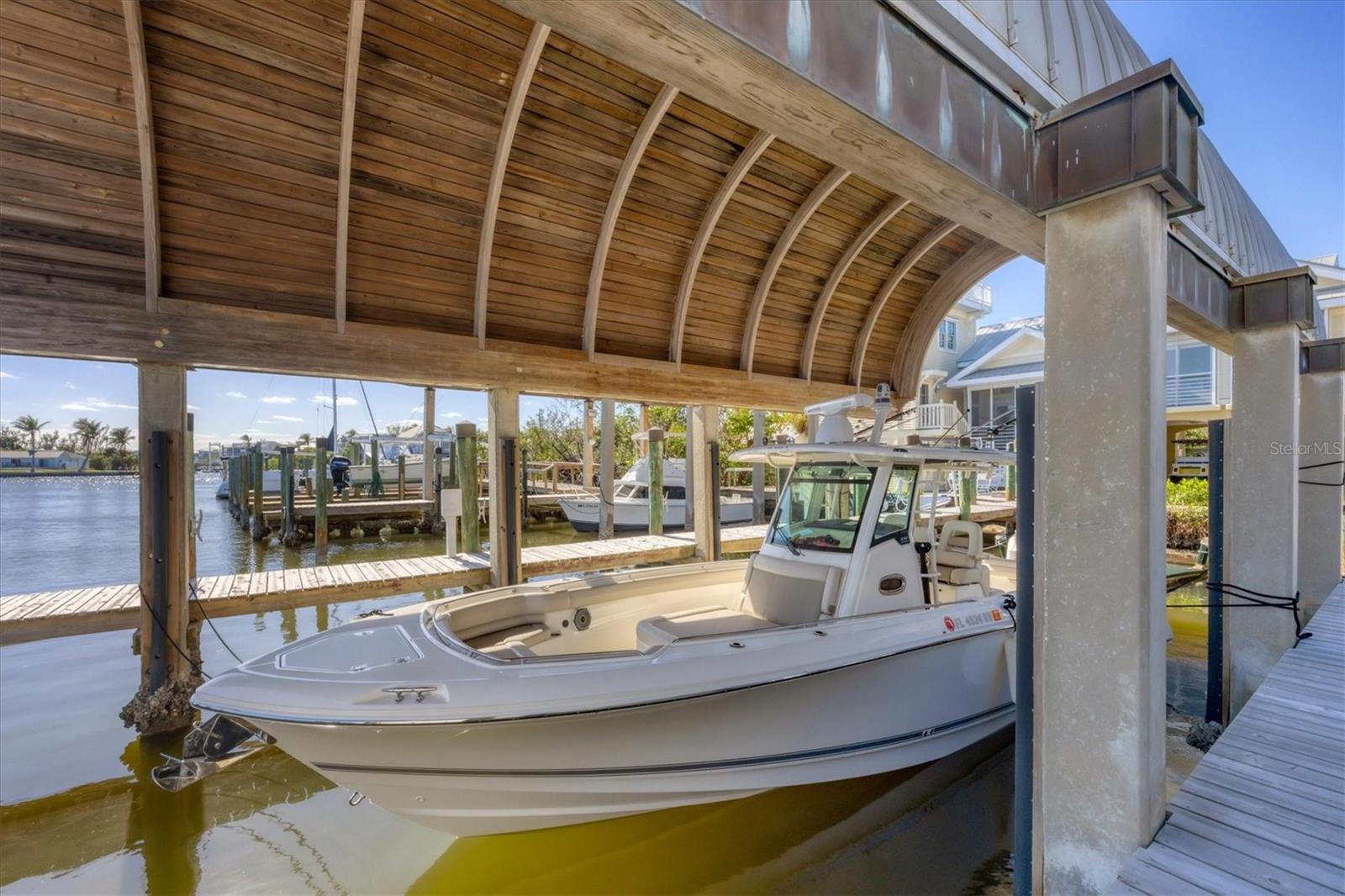 D6143951 Property Photo