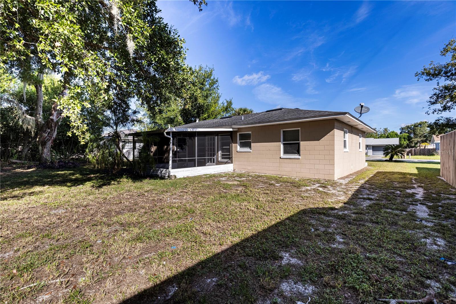 2814 WESTLAND RD, MOUNT DORA, FL, 32757