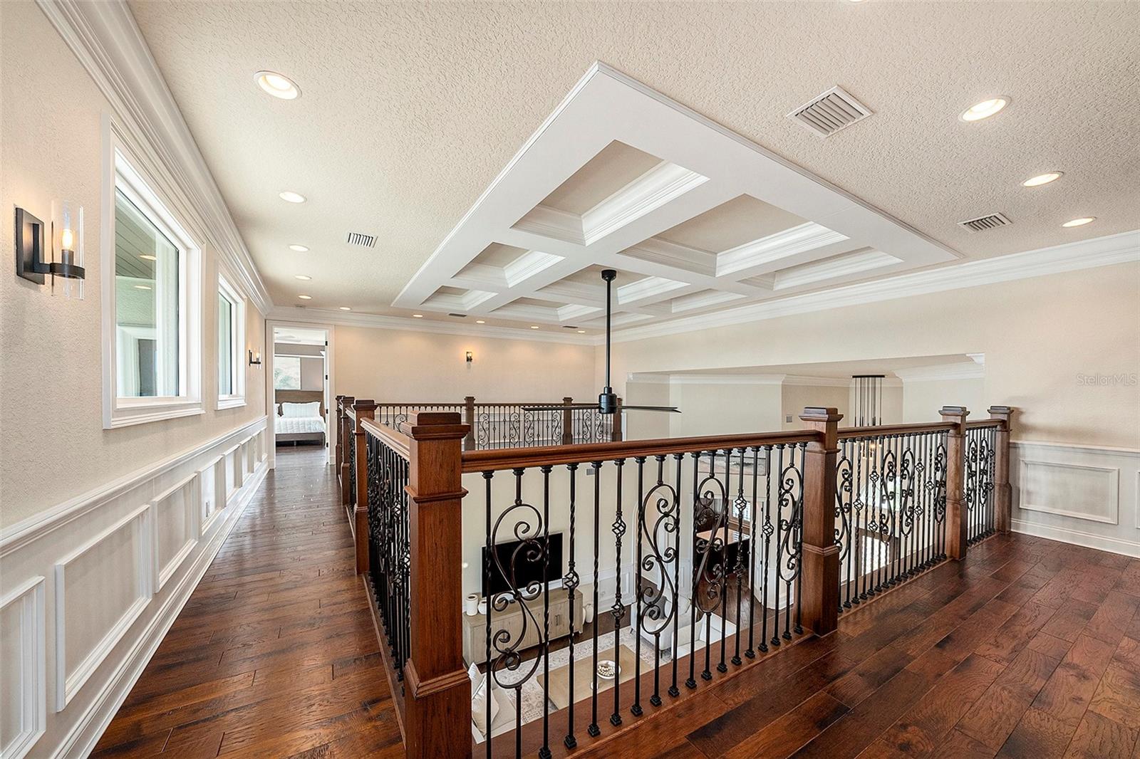 TB8431098 Property Photo