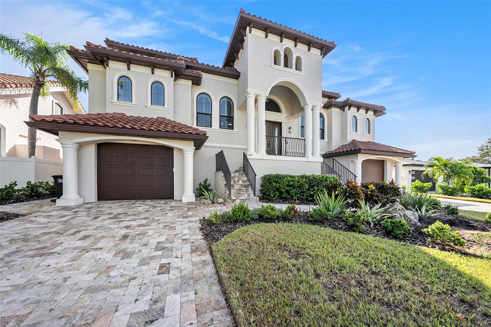 TB8431098 Property Photo