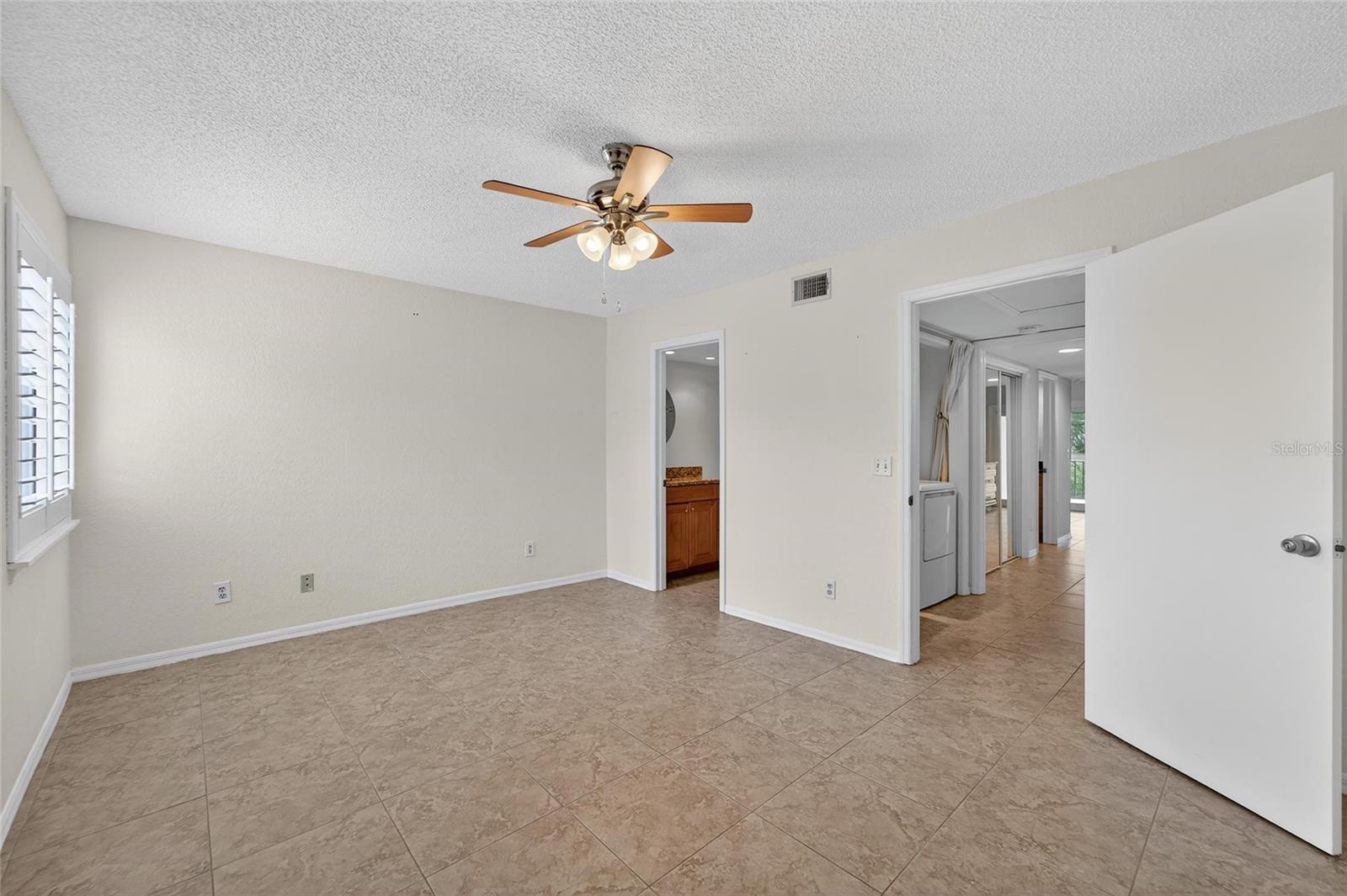 9558 TARA CAY CT #21, SEMINOLE, FL, 33776