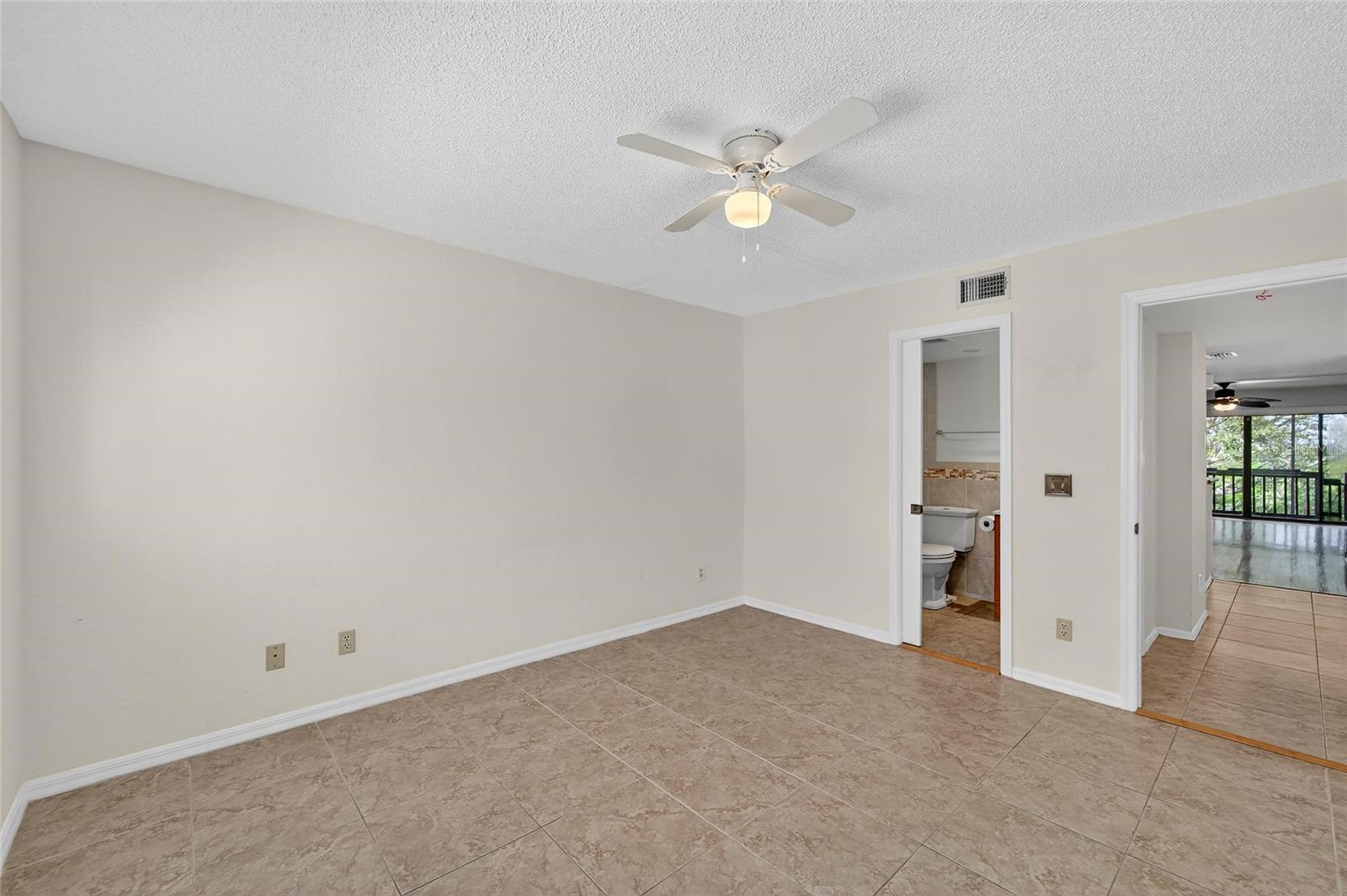 9558 TARA CAY CT #21, SEMINOLE, FL, 33776