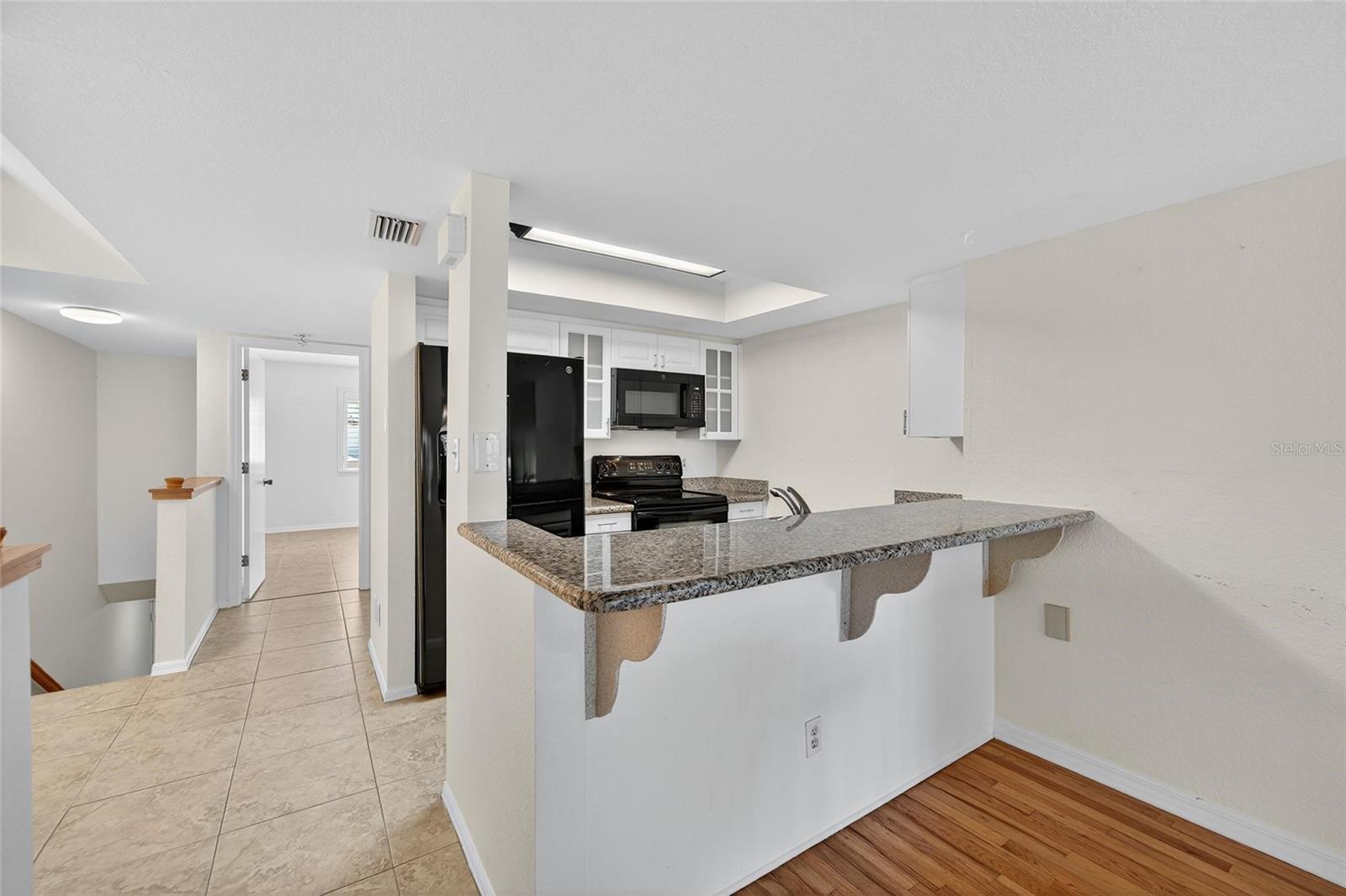 9558 TARA CAY CT #21, SEMINOLE, FL, 33776