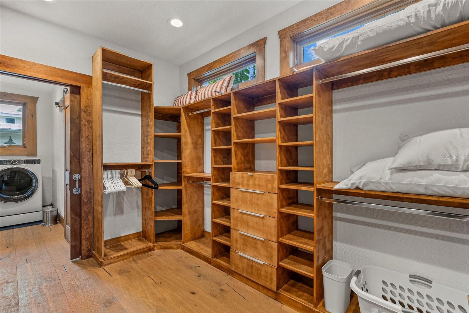 A4666175 Property Photo