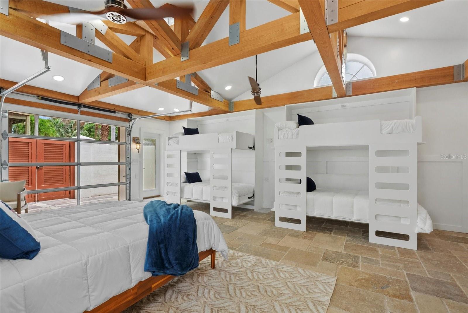 A4666175 Property Photo