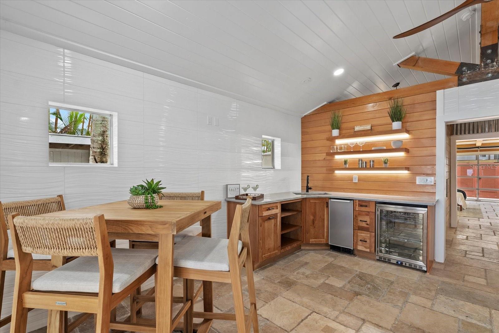 A4666175 Property Photo