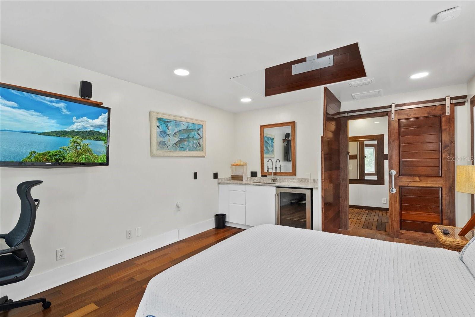 A4666175 Property Photo