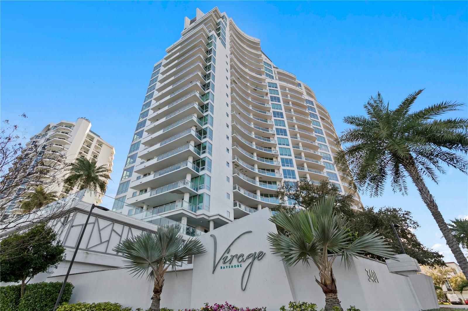 TB8431159 Property Photo