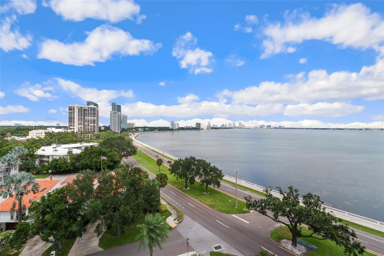 TB8431159 Property Photo