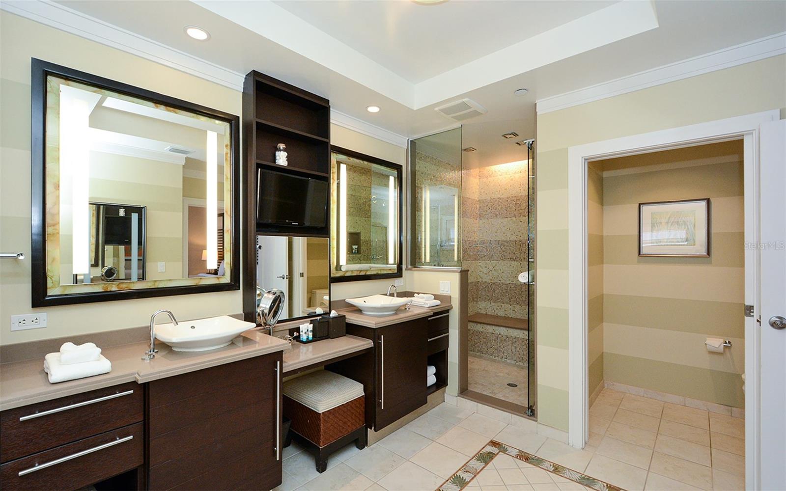 A4666194 Property Photo