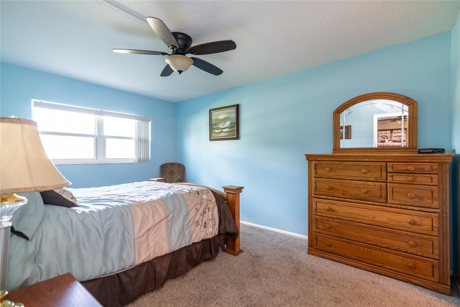 TB8431213 Property Photo