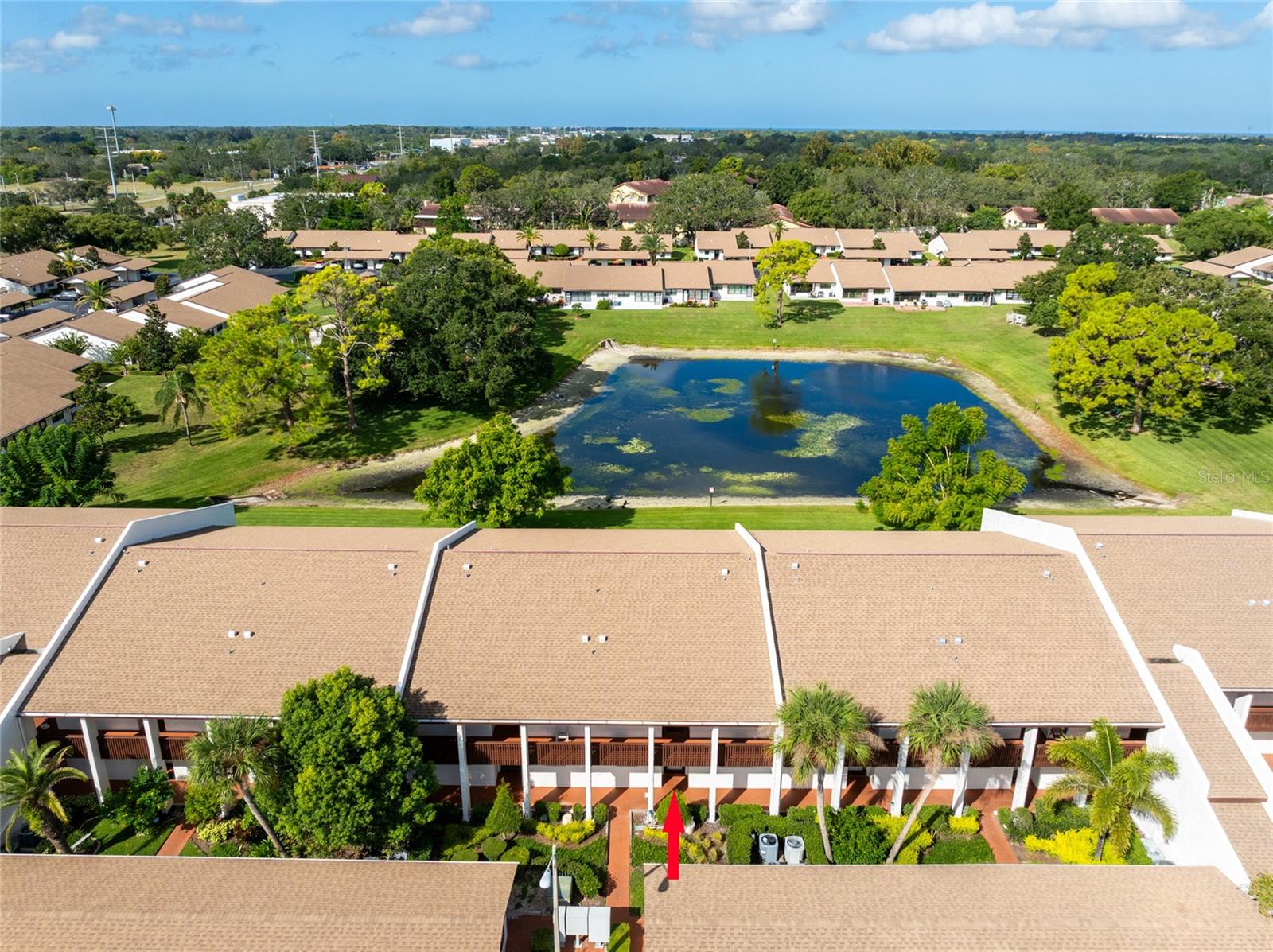 TB8431213 Property Photo