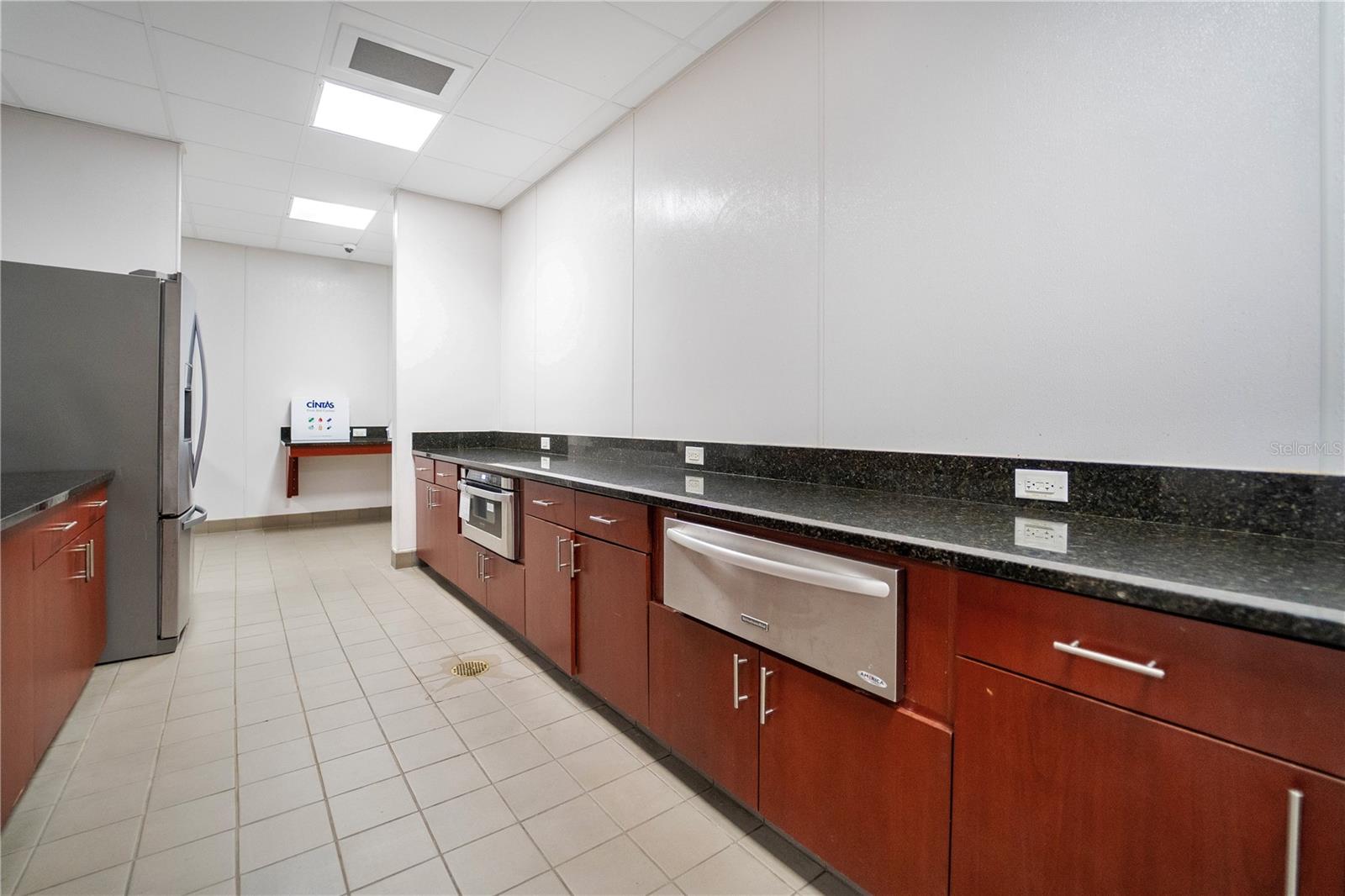 5157 STERLING MANOR DR, TAMPA, FL, 33647