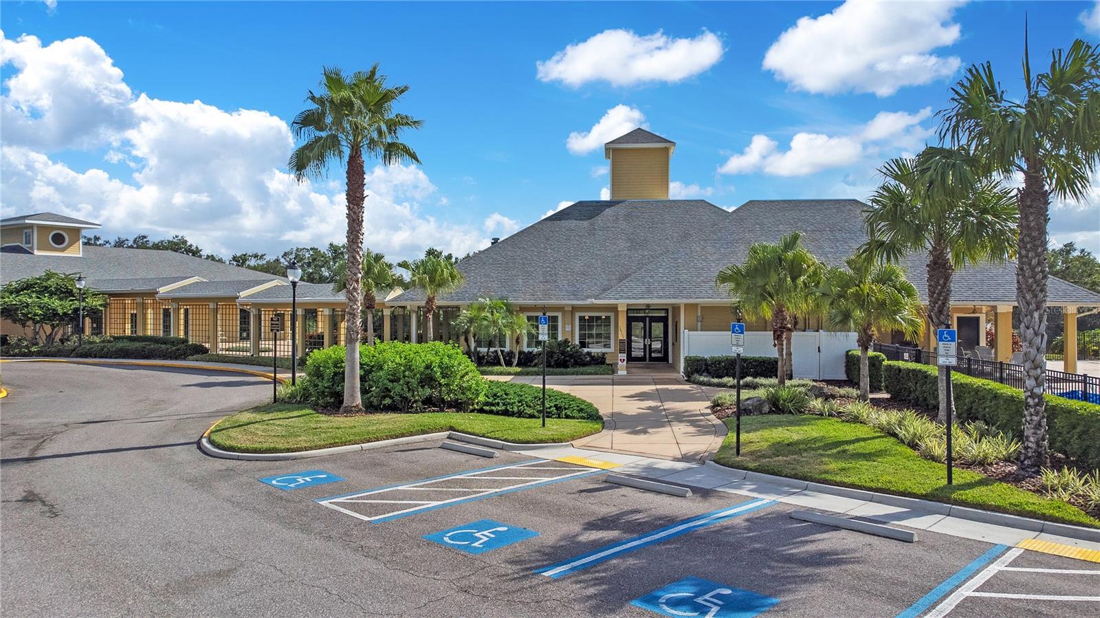 5157 STERLING MANOR DR, TAMPA, FL, 33647