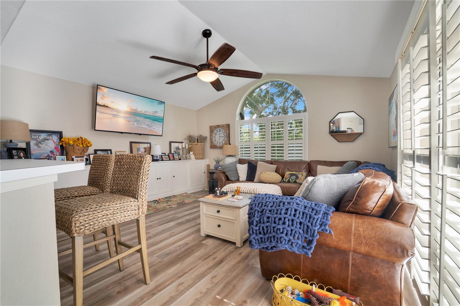 5157 STERLING MANOR DR, TAMPA, FL, 33647