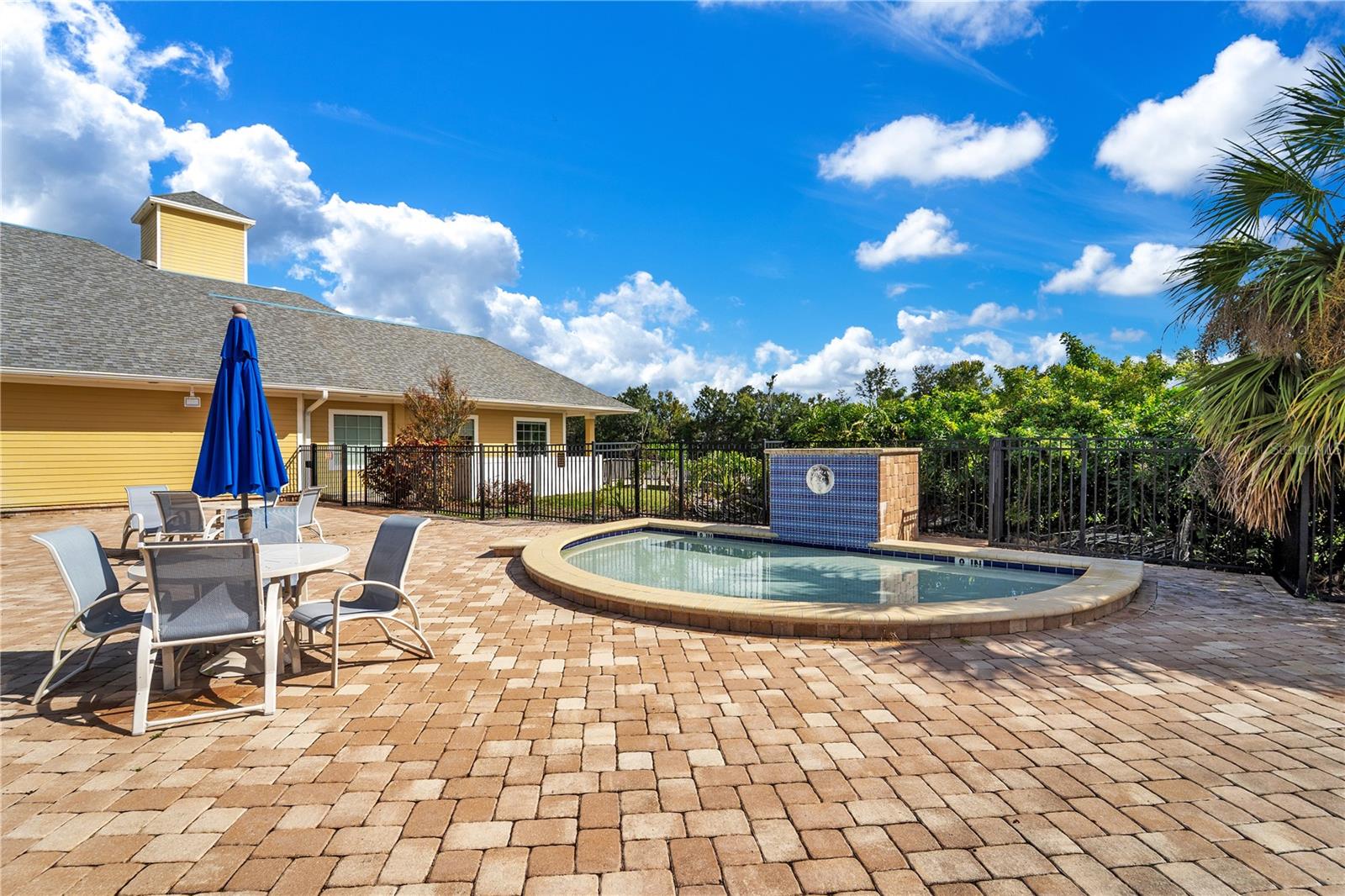 5157 STERLING MANOR DR, TAMPA, FL, 33647