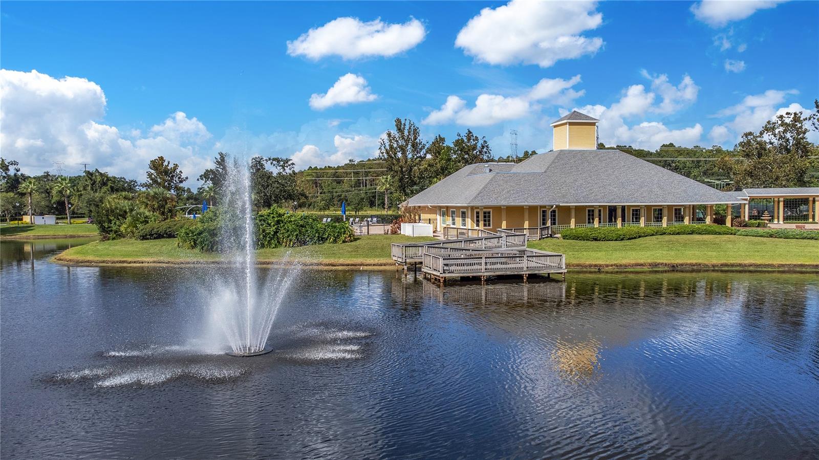 5157 STERLING MANOR DR, TAMPA, FL, 33647