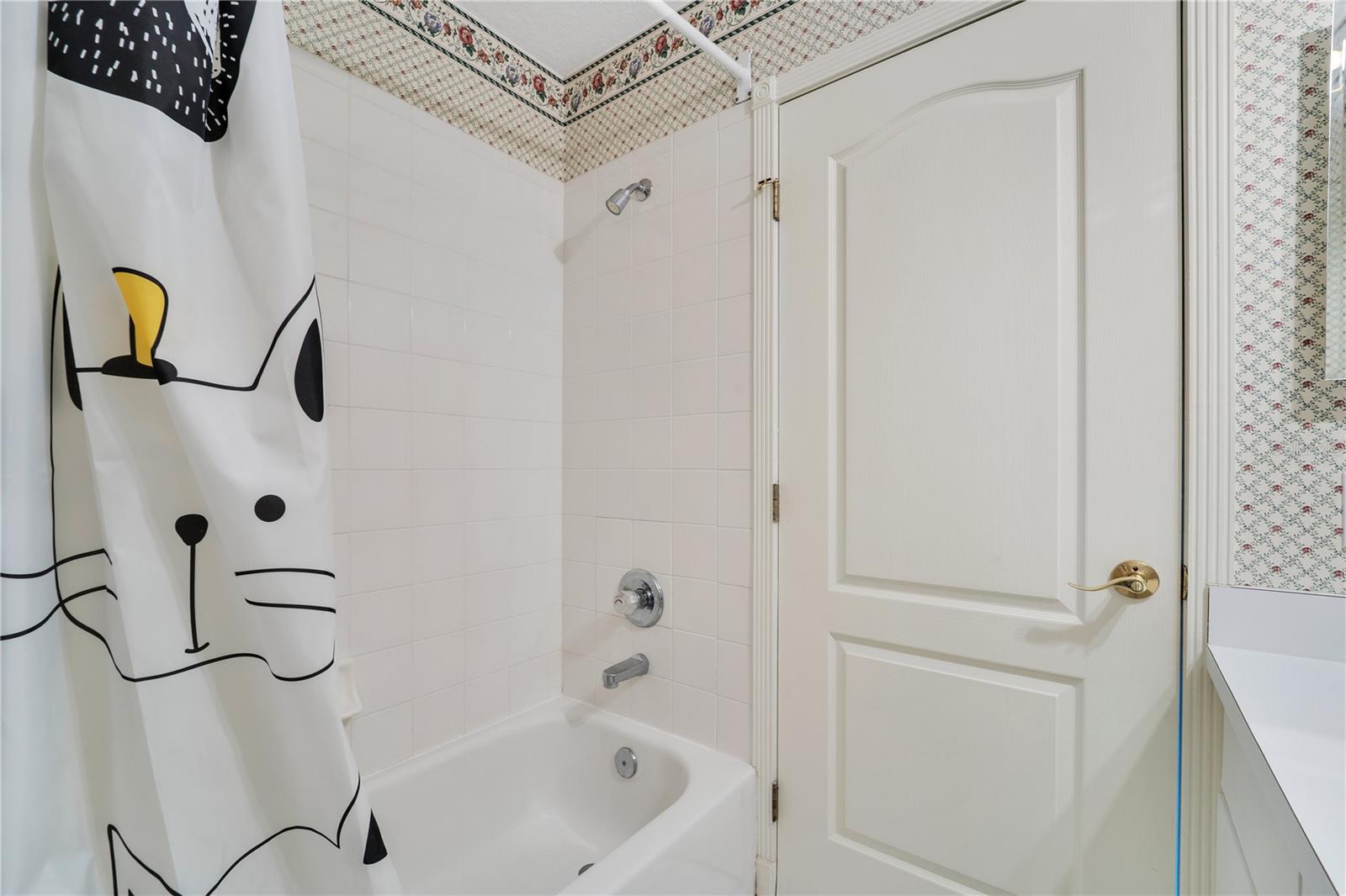 5157 STERLING MANOR DR, TAMPA, FL, 33647