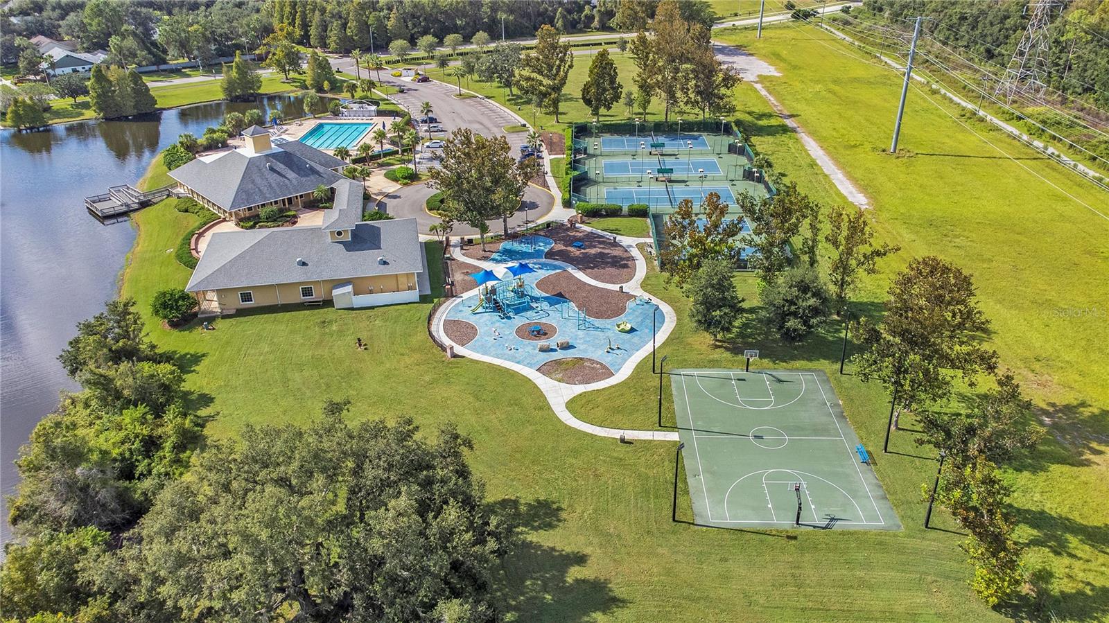 5157 STERLING MANOR DR, TAMPA, FL, 33647