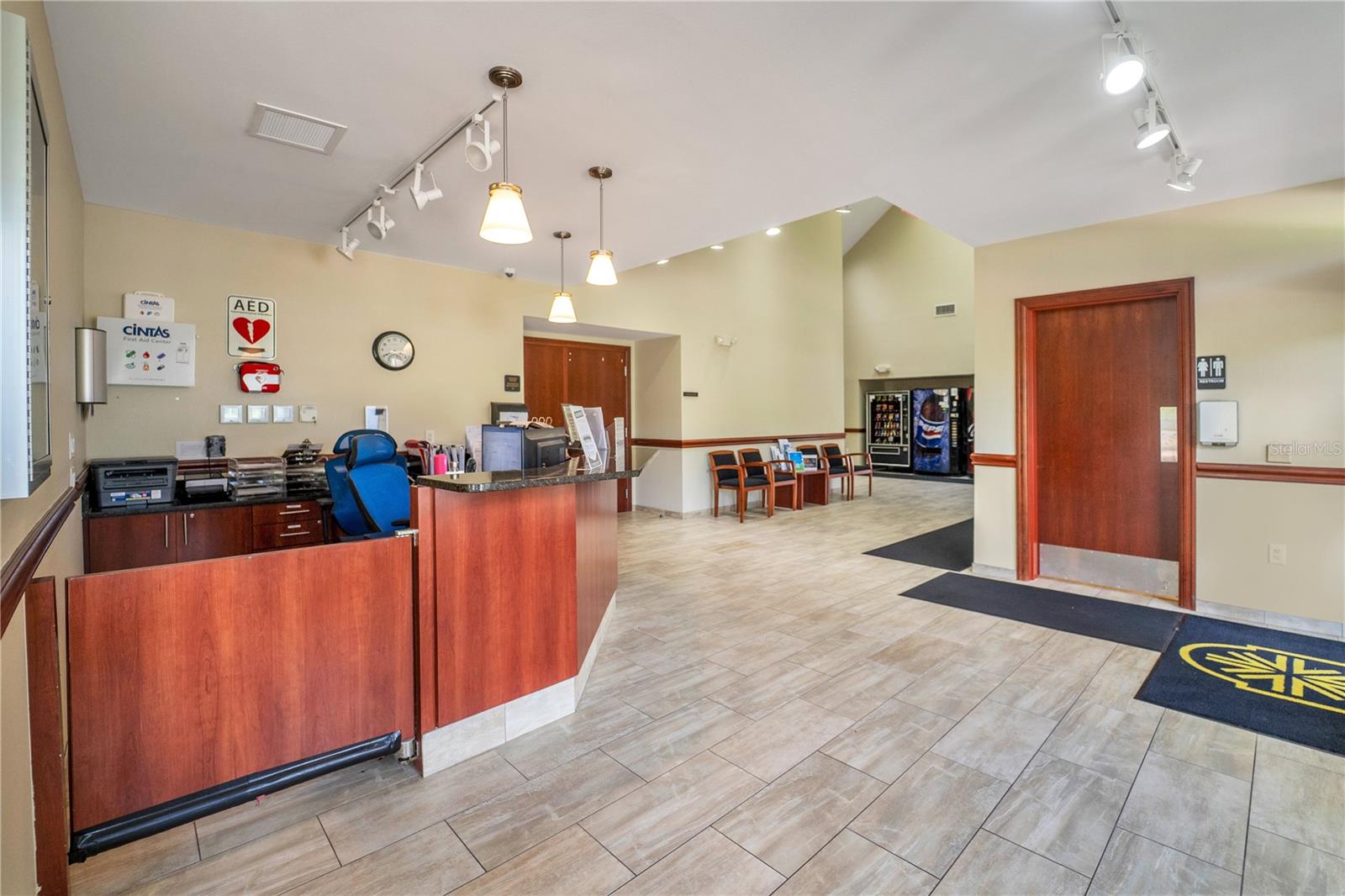 5157 STERLING MANOR DR, TAMPA, FL, 33647