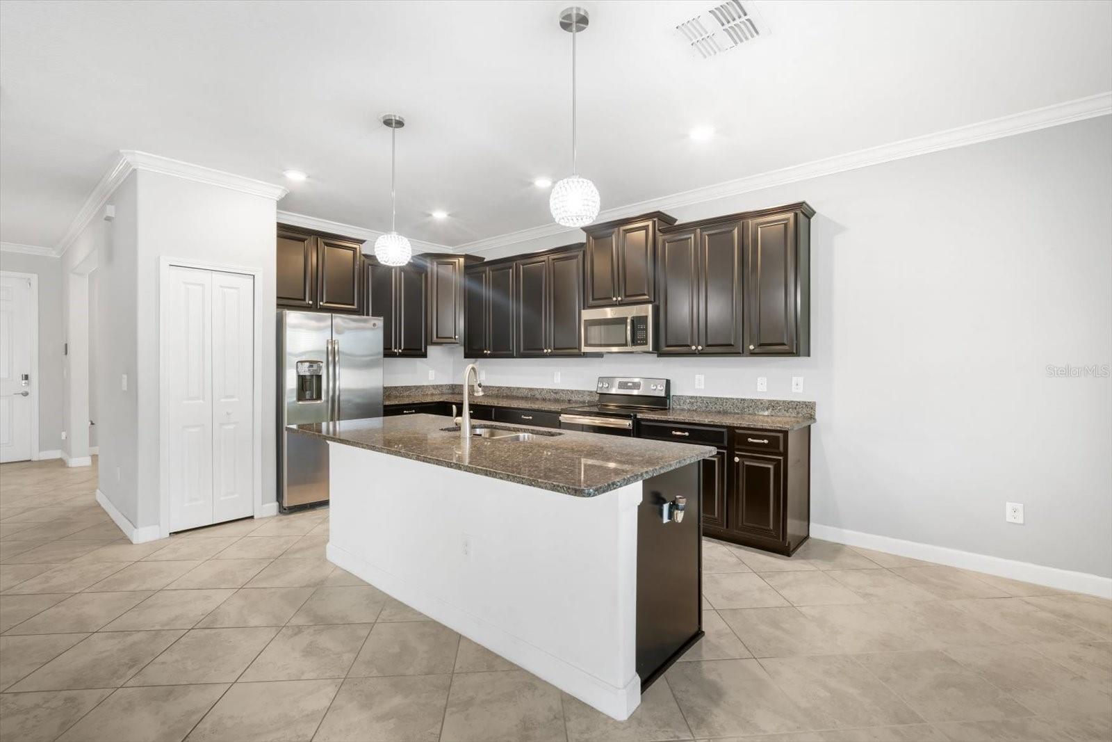 13216 ORCA SOUND DR, RIVERVIEW, FL, 33579