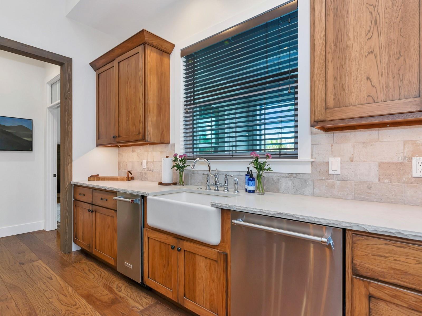 1406 DEER HAMMOCK RD, SARASOTA, FL, 34240