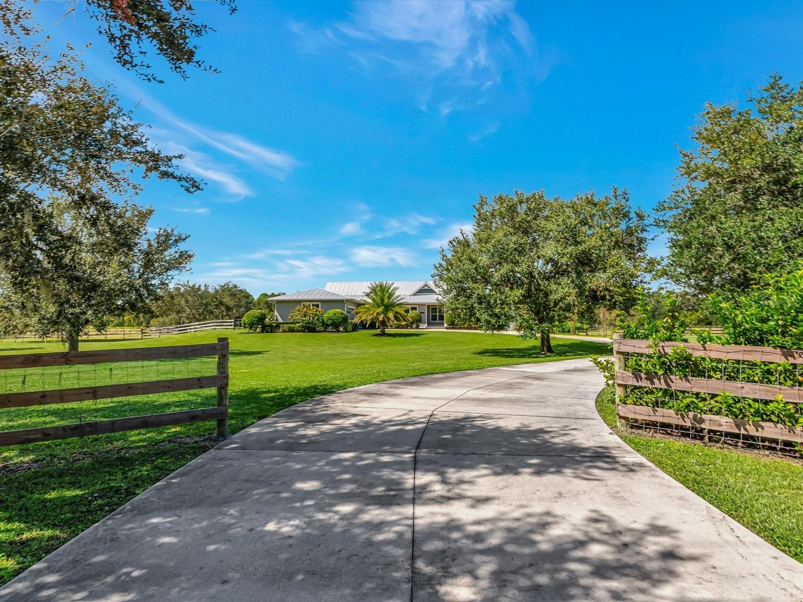 1406 DEER HAMMOCK RD, SARASOTA, FL, 34240