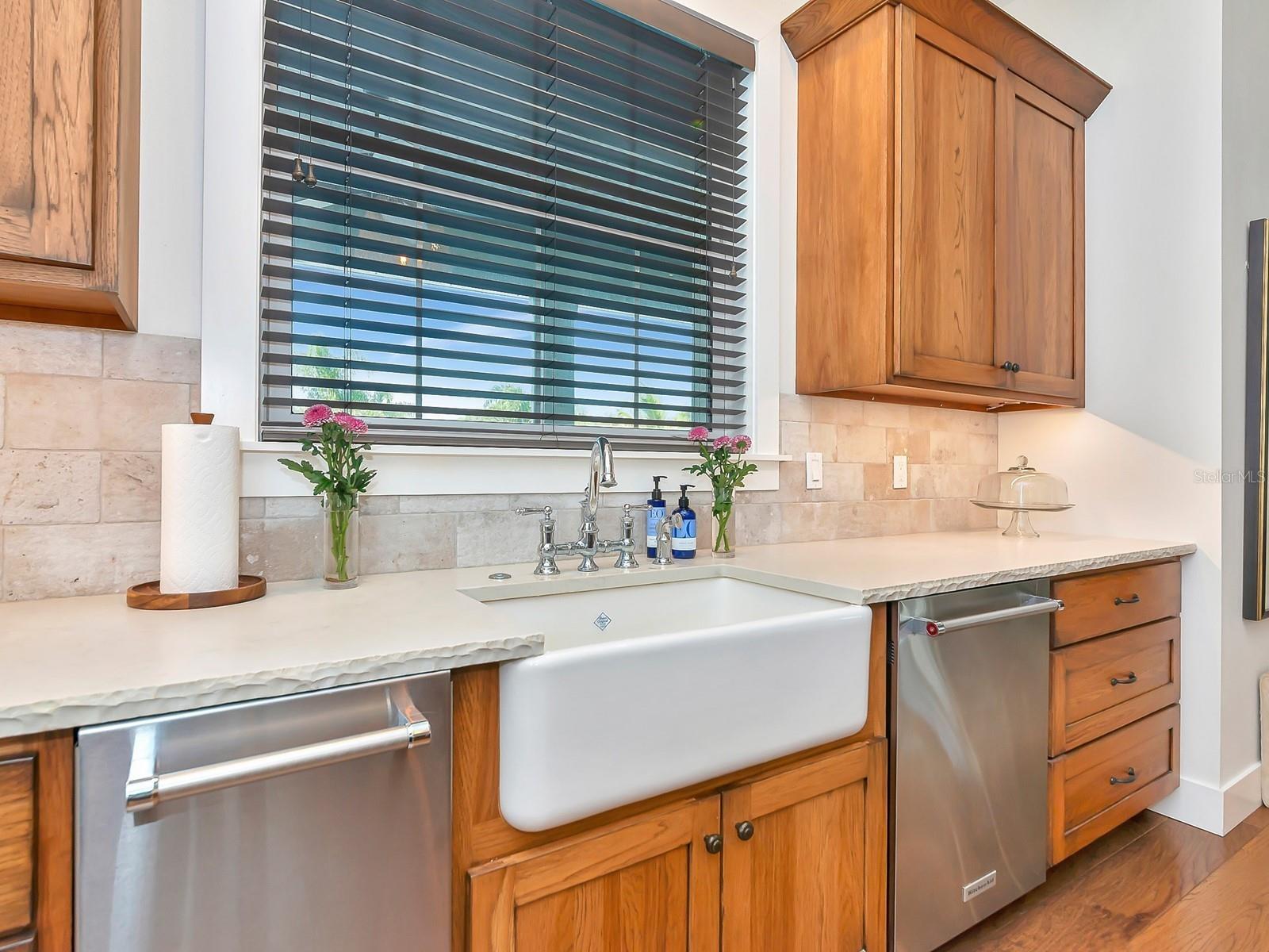 1406 DEER HAMMOCK RD, SARASOTA, FL, 34240