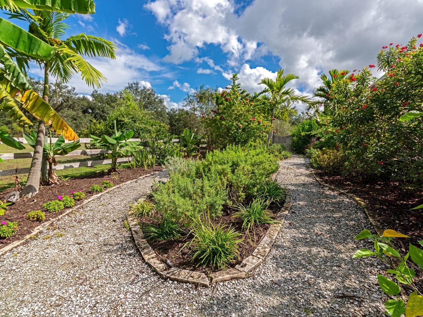 1406 DEER HAMMOCK RD, SARASOTA, FL, 34240