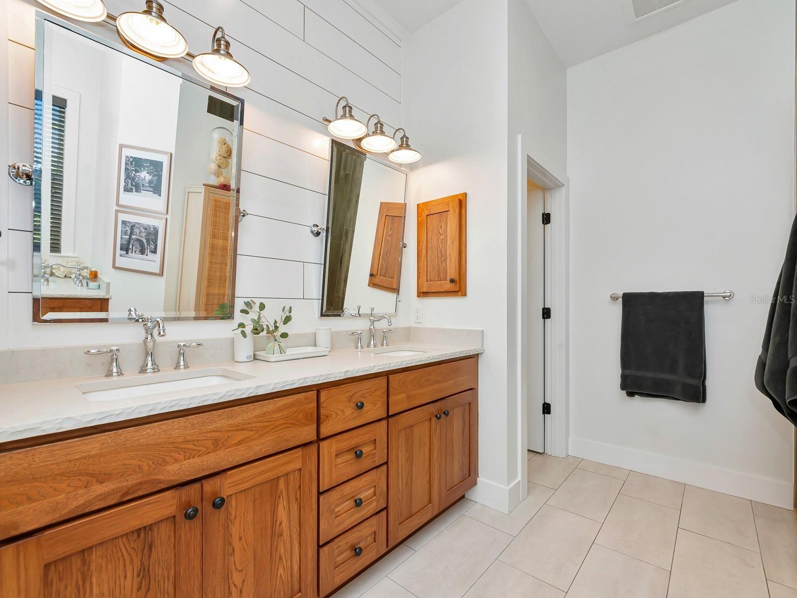 1406 DEER HAMMOCK RD, SARASOTA, FL, 34240